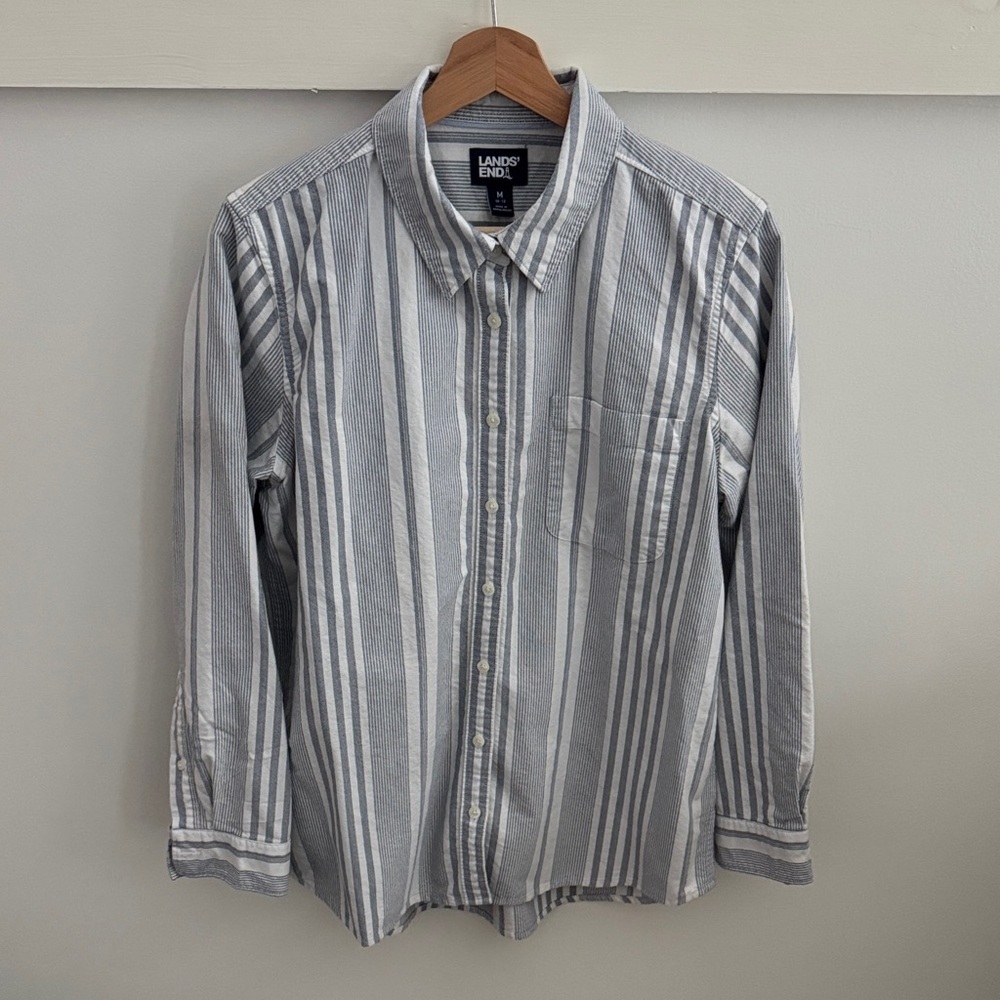 Lands’ End Women’s Button Down Shirt Blue White Striped Cotton Size M